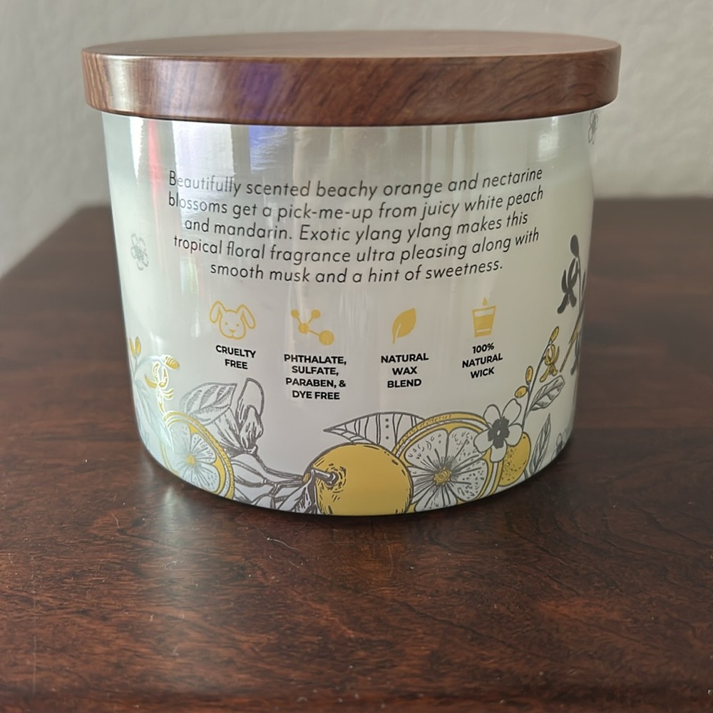 Candle-Lite Orange Blossom + Tiare 14.74 3 wick jar candle - Picture 2 of 4